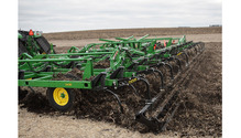 JD_2430-chisel-plow