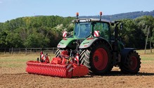 Kuhn_HR3040_Action_05
